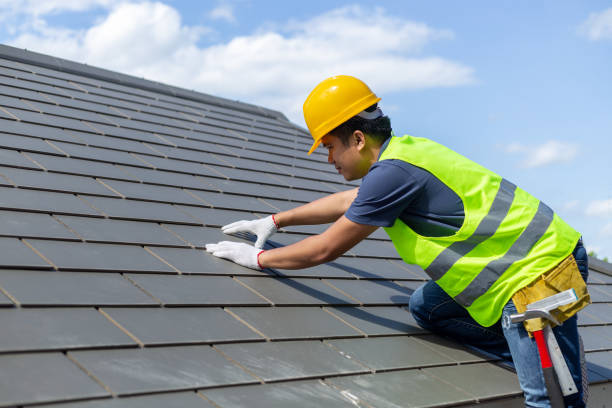 Best Best Roofing Contractors  in Janesville, WI